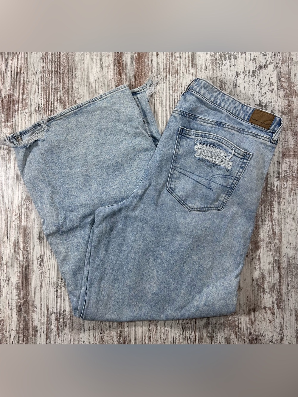 AE American Eagle Super High Rise baggy Wide Leg jeans light blue size 18 long